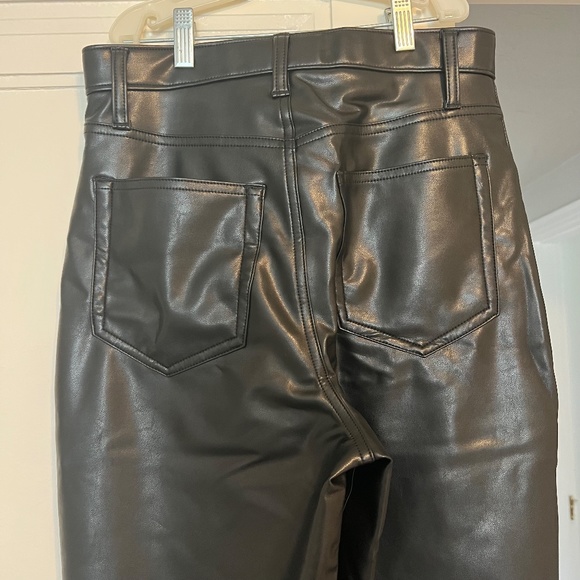 NWT Abercrombie Curve Love Ultra High Rise 90s Straight Jeans Leather 27 4 R - Picture 7 of 7